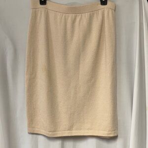 Vintage St. John by Marie Gray Elegant Beige Knit Pencil Skirt